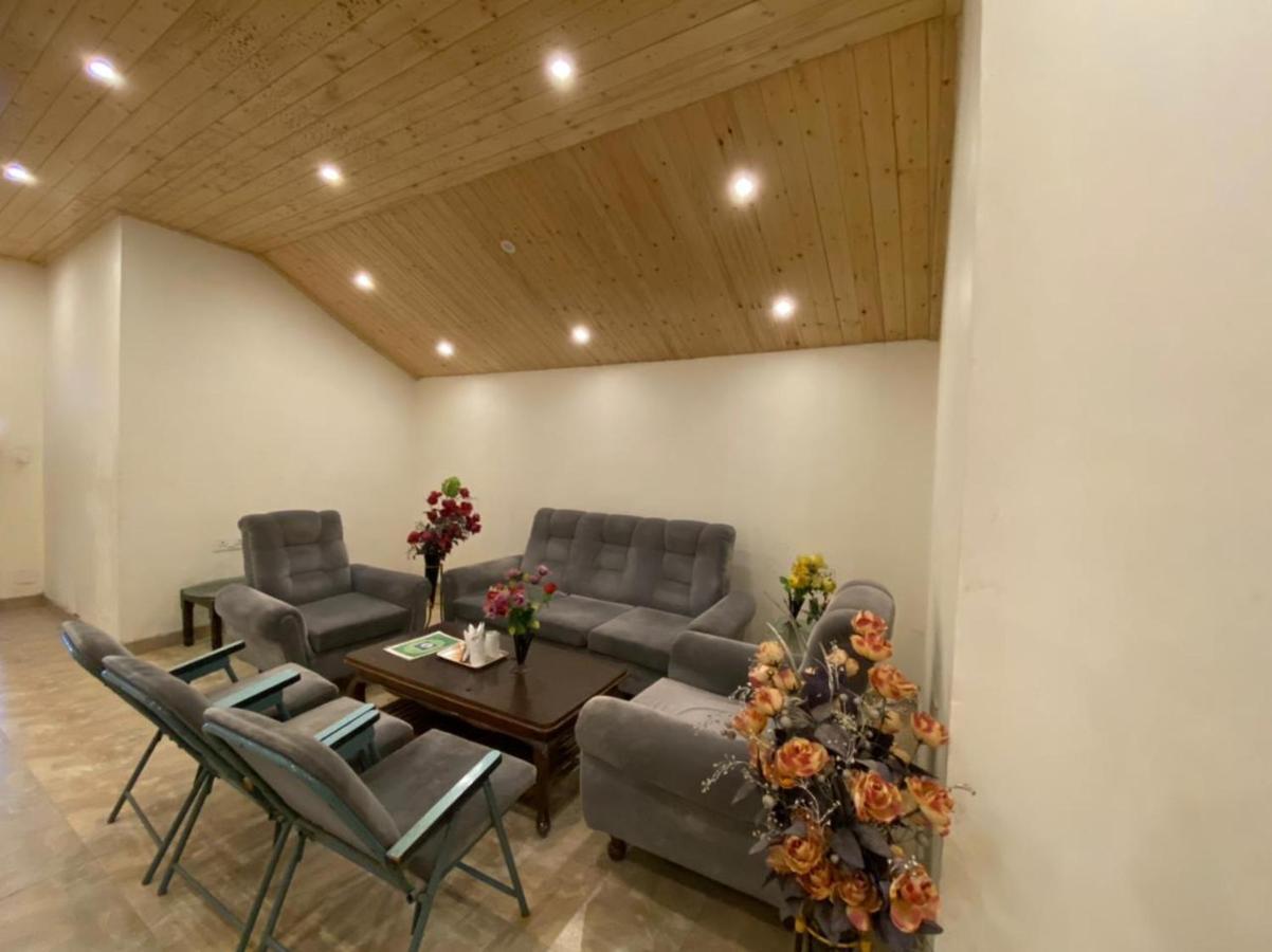 מנאלי Hotel Hadimba - In City Center מראה חיצוני תמונה