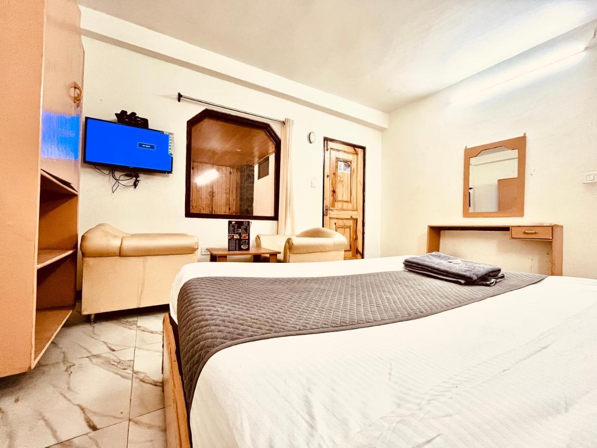 מנאלי Hotel Hadimba - In City Center מראה חיצוני תמונה