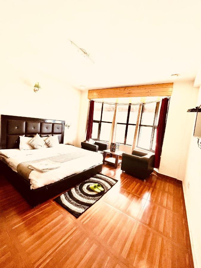 מנאלי Hotel Hadimba - In City Center מראה חיצוני תמונה