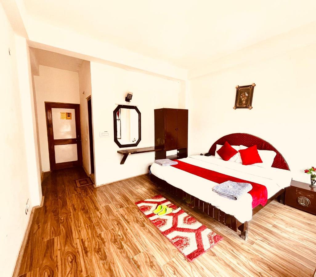 מנאלי Hotel Hadimba - In City Center מראה חיצוני תמונה