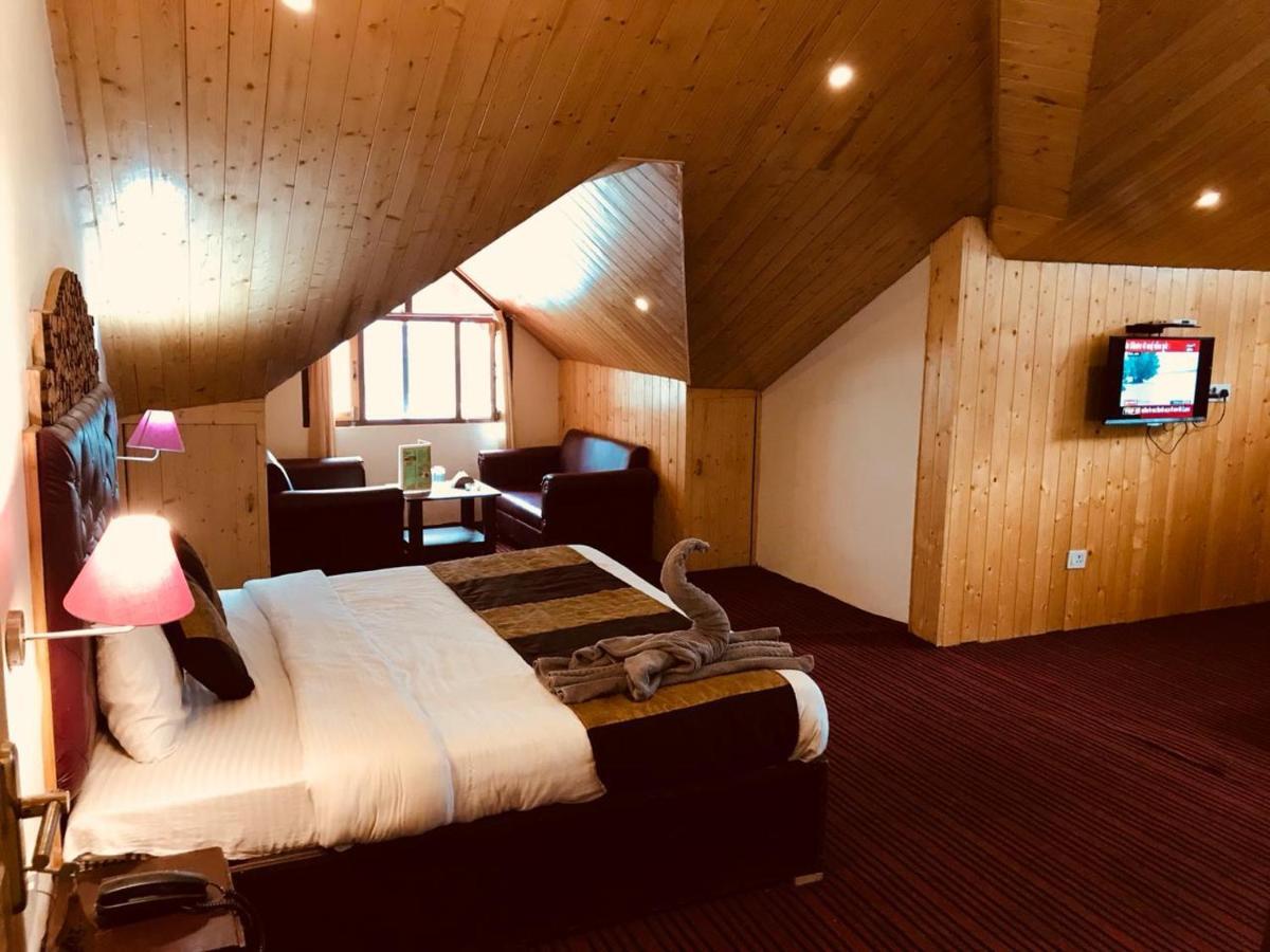 מנאלי Hotel Hadimba - In City Center מראה חיצוני תמונה